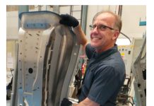 「プレス成形技術によくある落とし穴」をビル・ピットマンが再考します