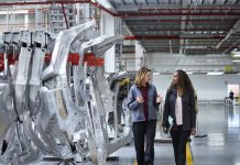 女性の視点から読み解くプレス加工業界:エンジニアリングの世界を生き抜くために